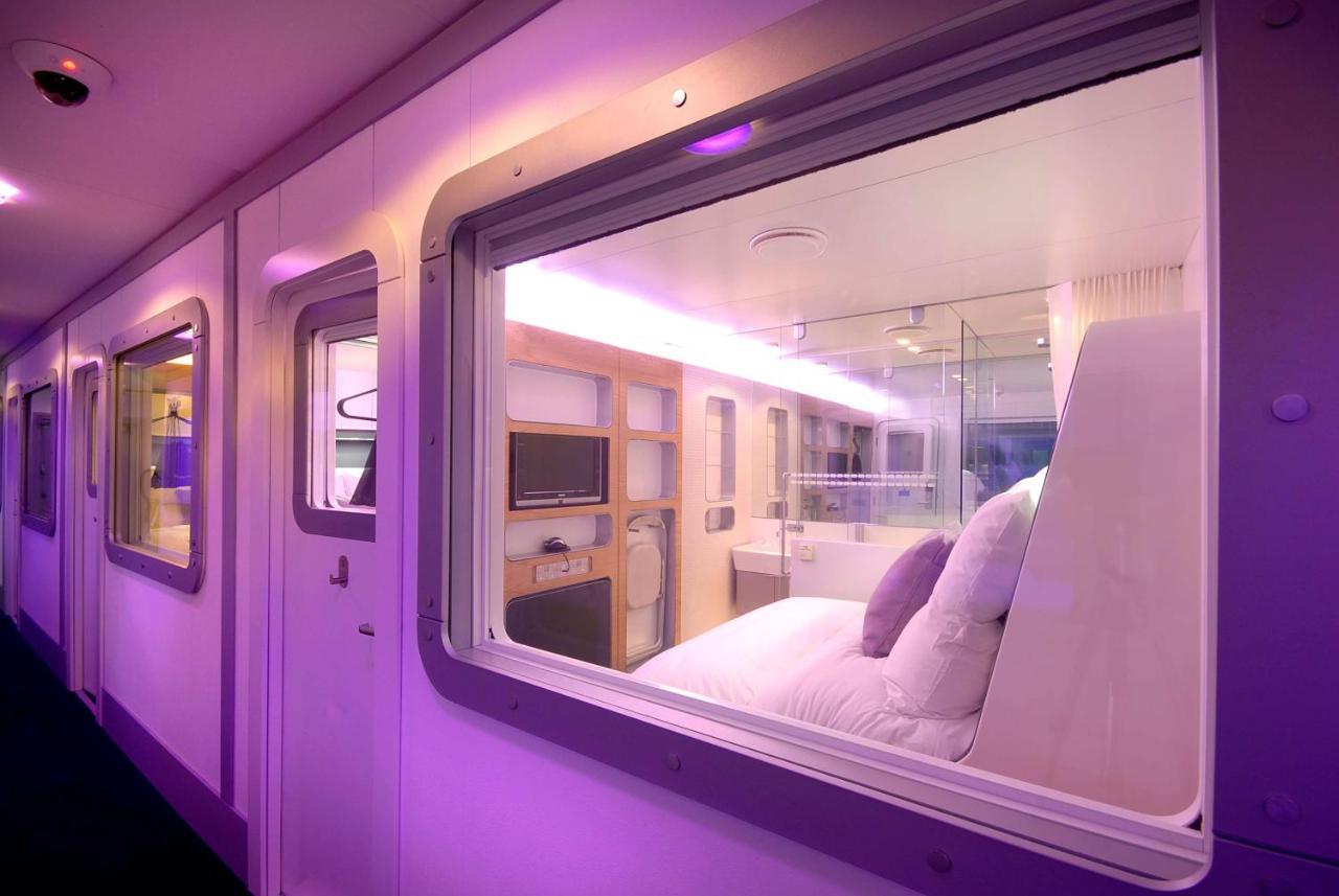 Yotelair London Gatwick Airport Хорли Экстерьер фото