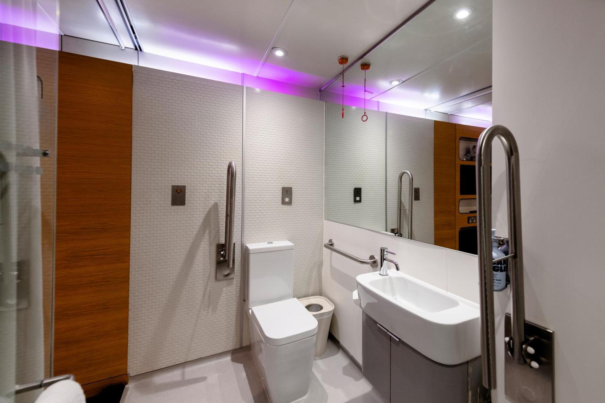 Yotelair London Gatwick Airport Хорли Экстерьер фото